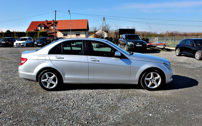 Mercedes-Benz Klasa C cena 24900 przebieg: 245035, rok produkcji 2007 z Ostrzeszów małe 254
